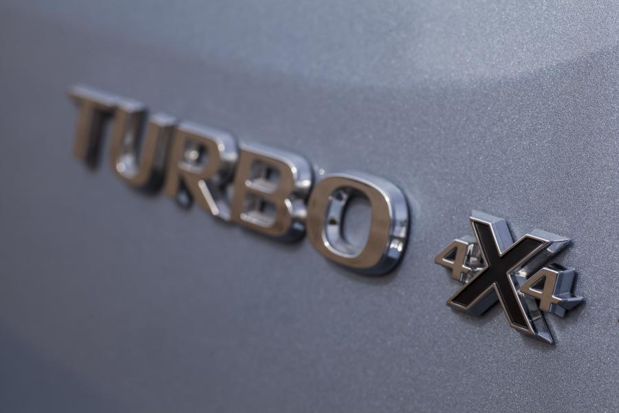  Vauxhall Mokka 2012 года  (фото 72 из 365)